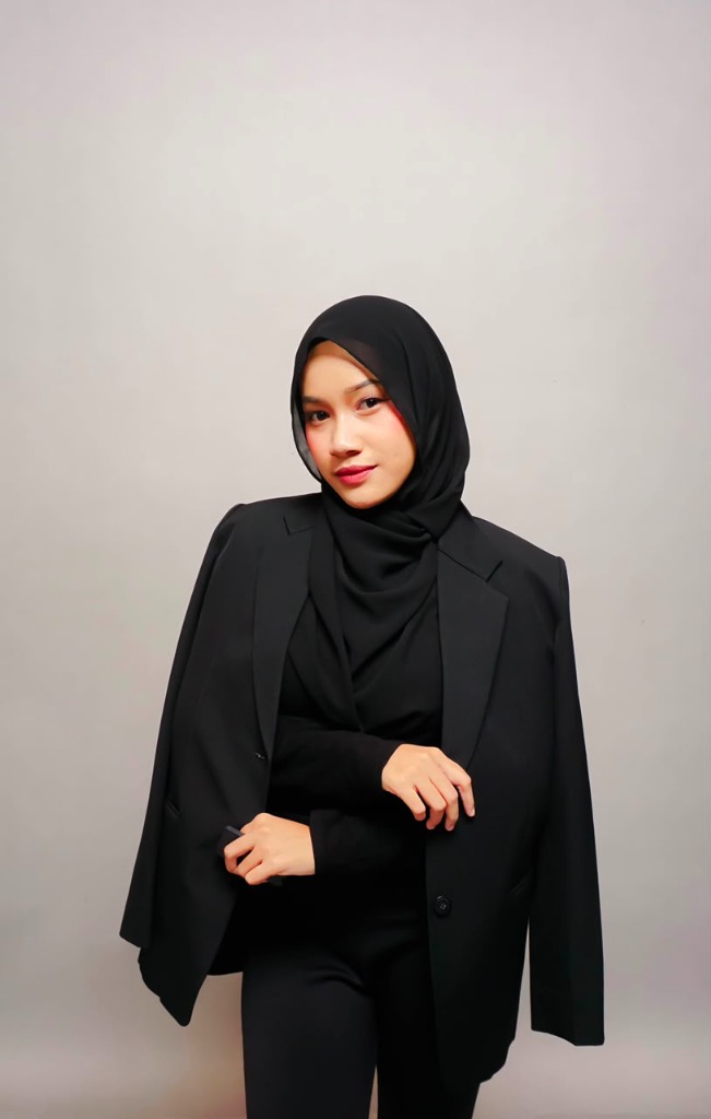 Arlina Faradisa — Marketing Creator & Content Creator